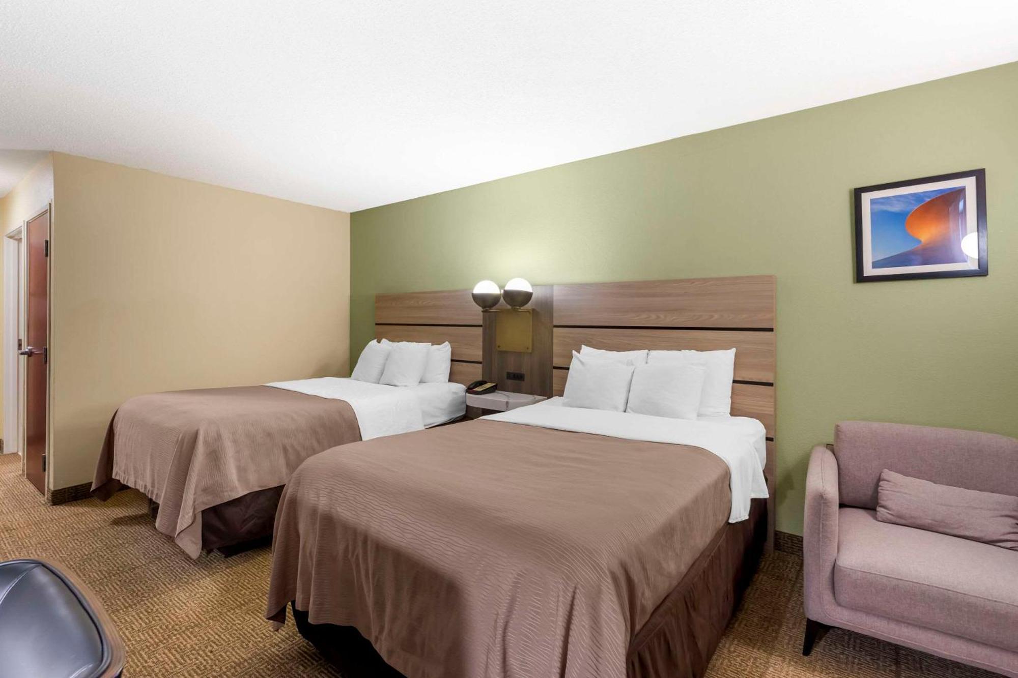 Quality Inn Raleigh Downtown Exterior photo