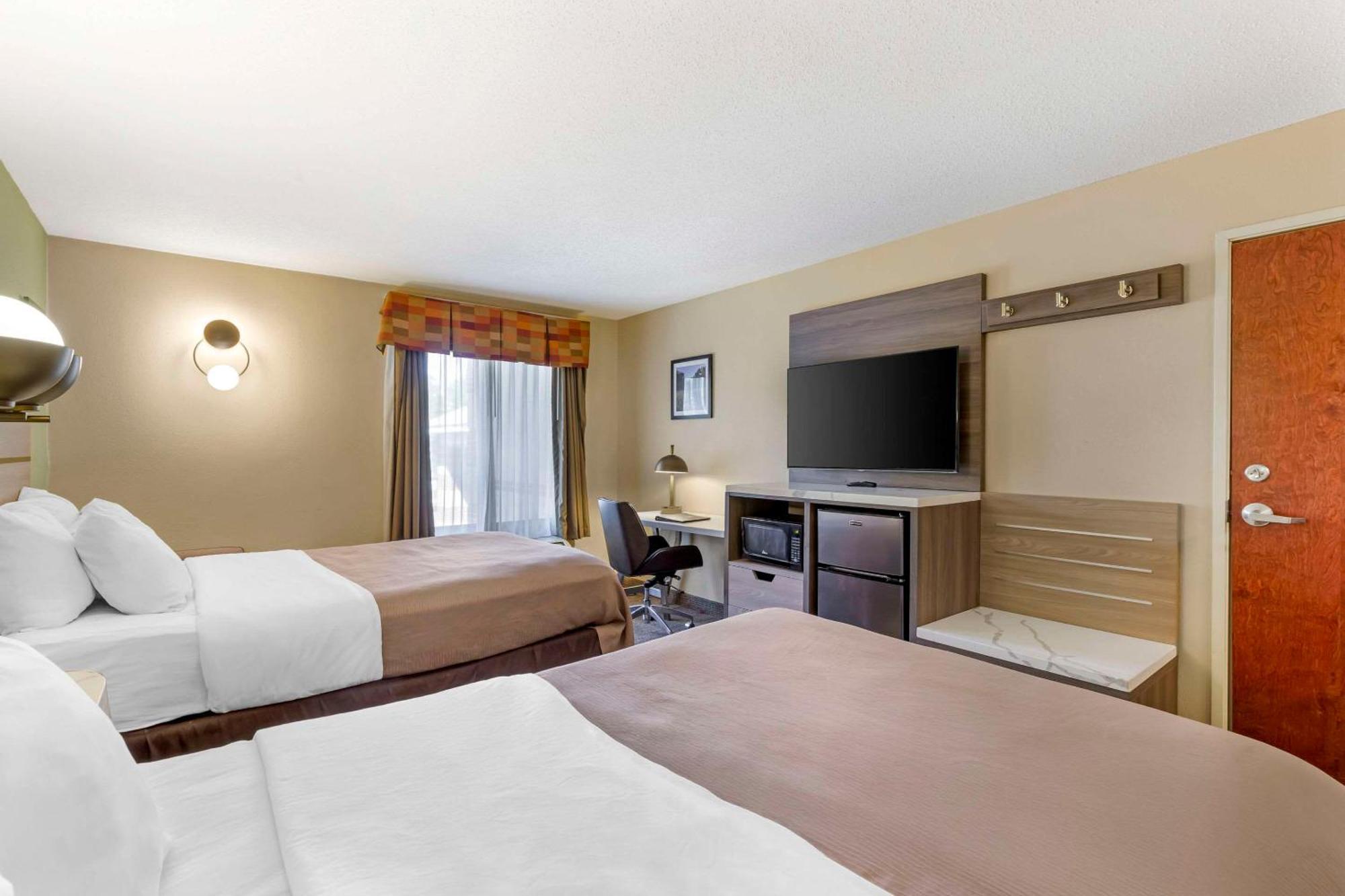 Quality Inn Raleigh Downtown Exterior photo