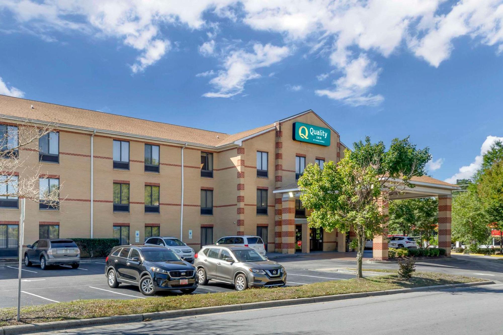 Quality Inn Raleigh Downtown Exterior photo