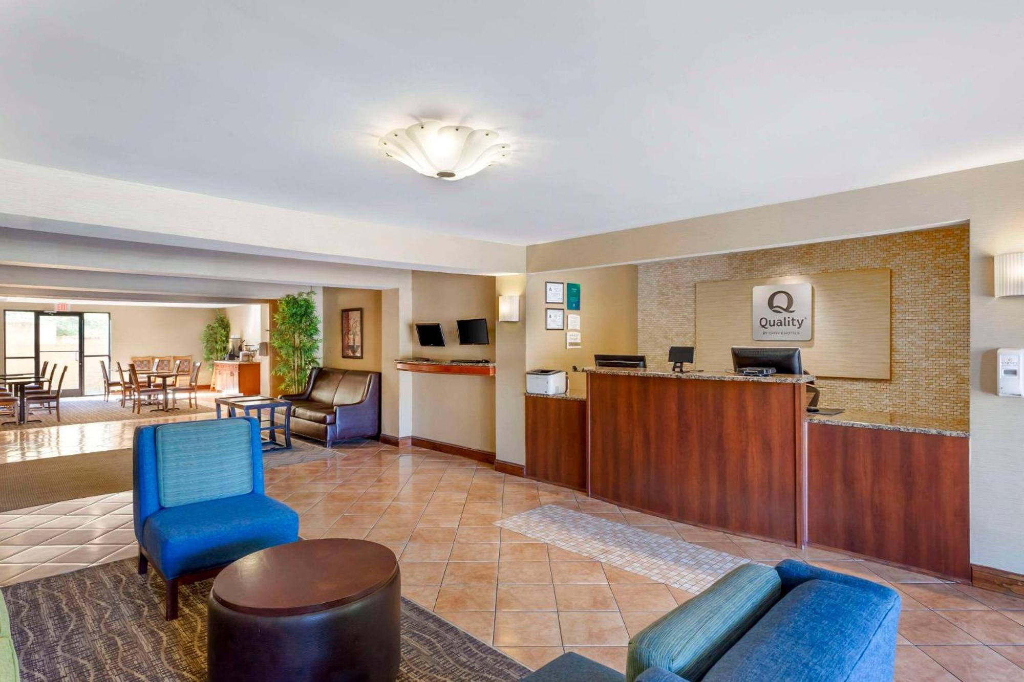 Quality Inn Raleigh Downtown Exterior photo