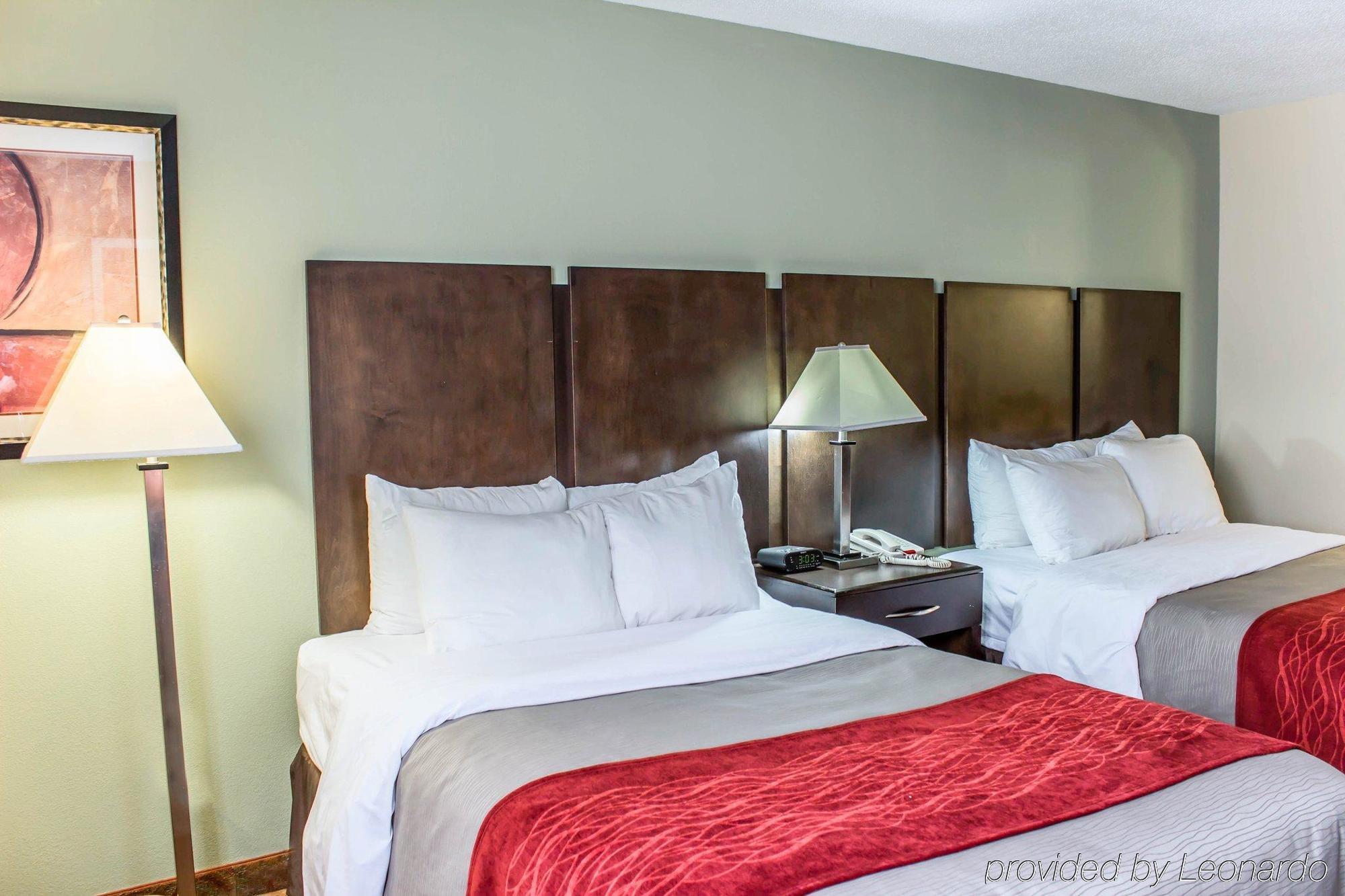 Quality Inn Raleigh Downtown Exterior photo