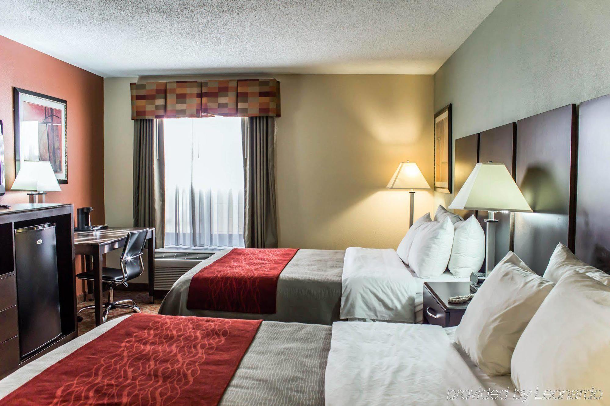 Quality Inn Raleigh Downtown Exterior photo