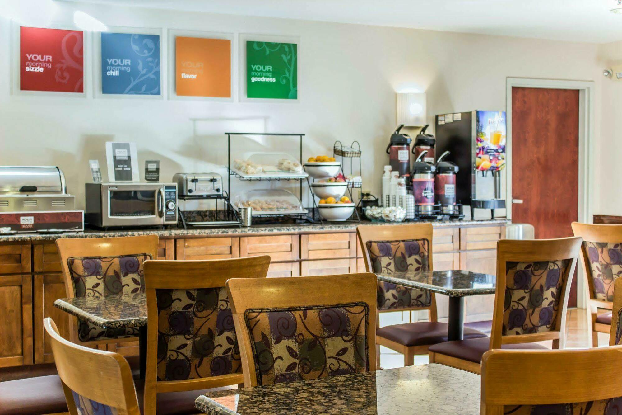 Quality Inn Raleigh Downtown Exterior photo